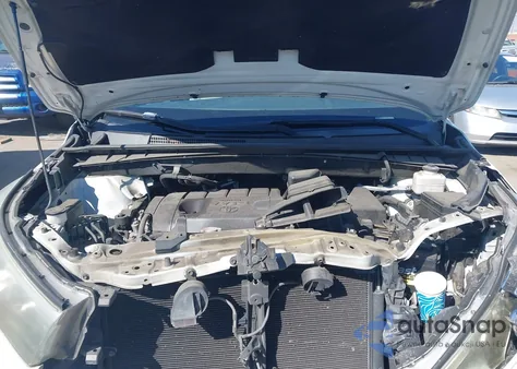 2015 Toyota Highlander Le z USA, uszkodzony, nr VIN 5TDZARFH3FS012560